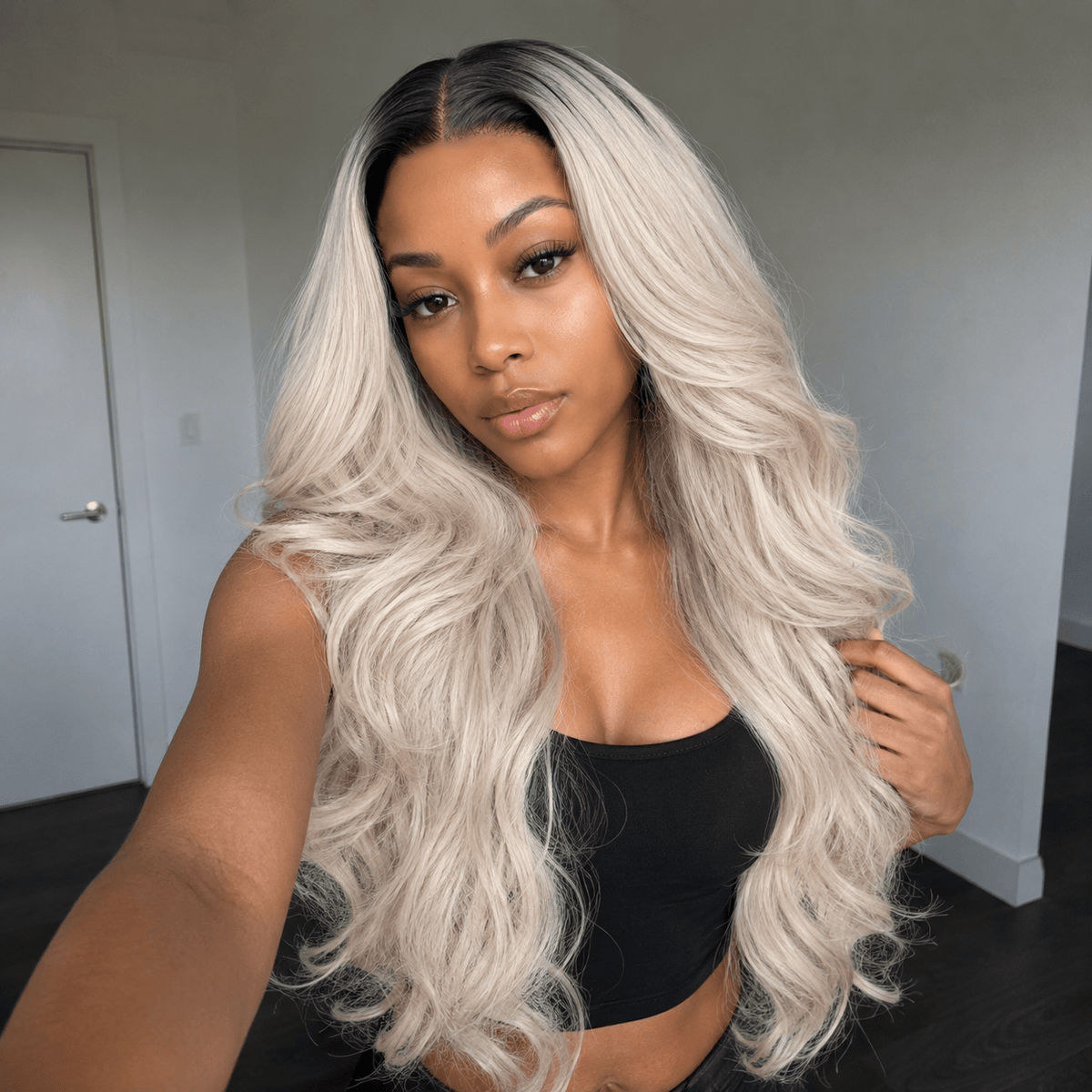 Wigaga 28 Inch Ombre Body Wave Wig, 13x4x1 HD Lace Glueless T-Part Lace Front Synthetic Wig for Women, Pre-Plucked Natural Hairline with Baby Hair, 200% Density, Soft Lightweight Heat-Resistant Premium Fiber, Middle Part Free Small Wavy